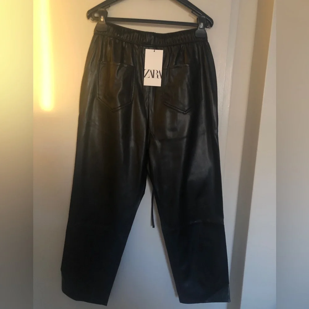 Zara faux leather pants - Picture 3 of 8